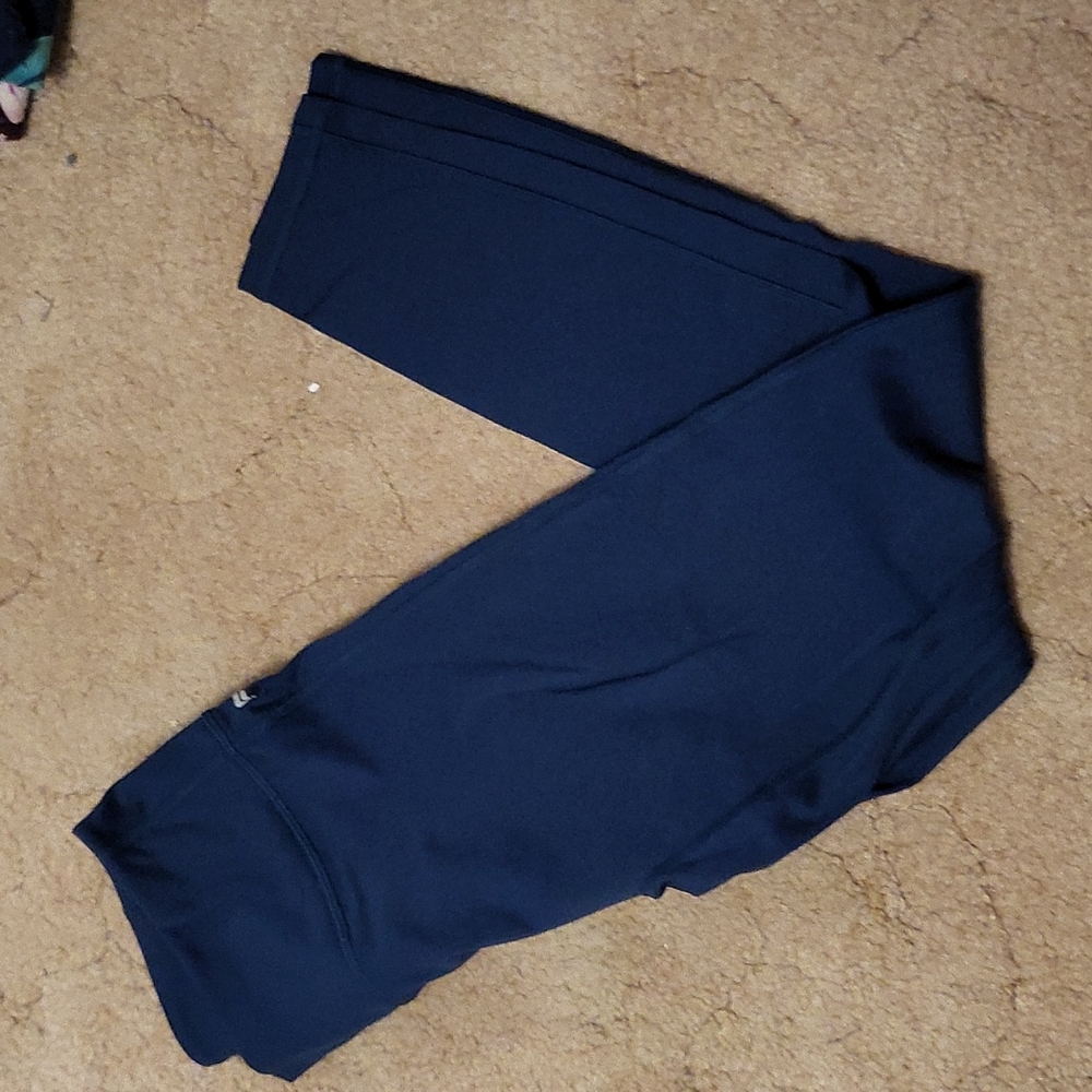 Fabletics size M motion365 legging
